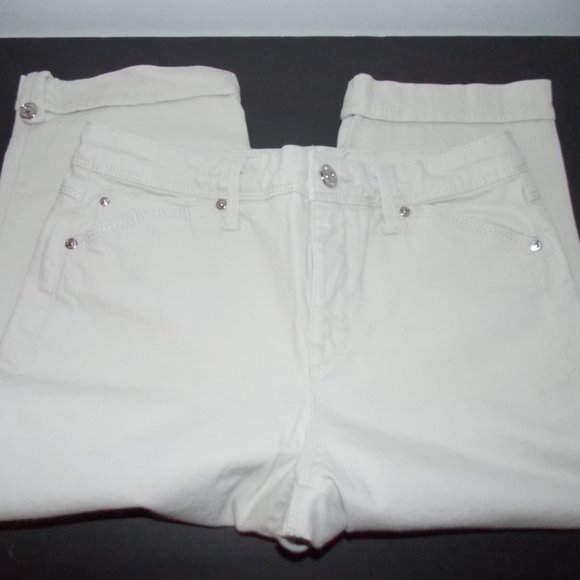 gloria vanderbilt all around slimming effect skimmer